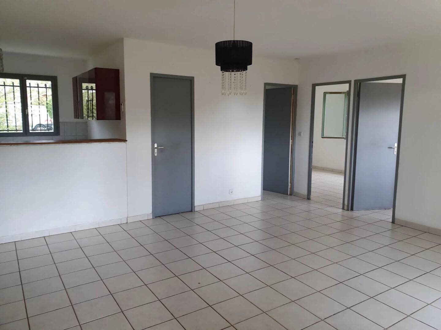 Maison à louer, 67m², Bezouce