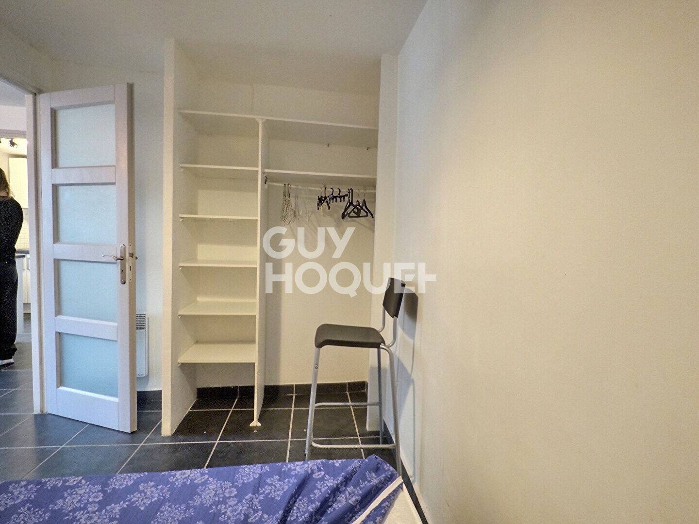 Appartement à louer, 27m², Marseille 5ème
