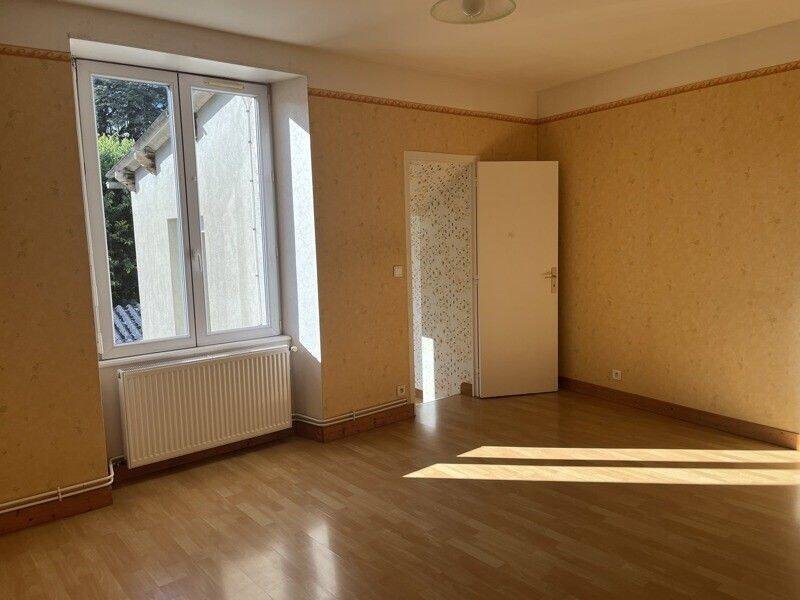 Appartement à louer, 70m², La Rochefoucauld