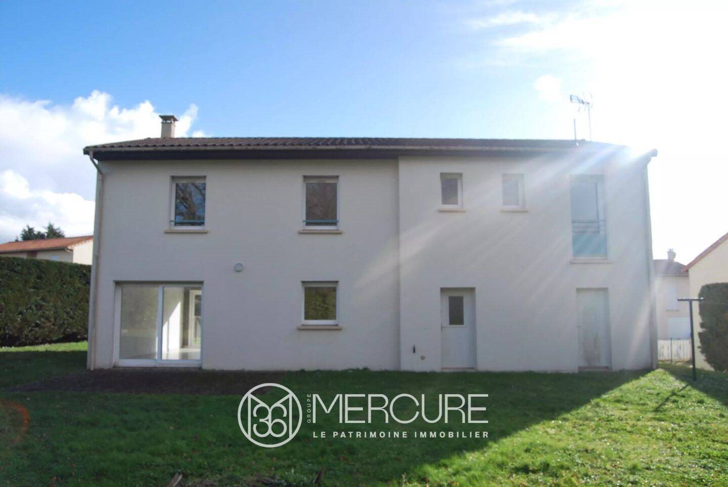 Maison à vendre, 146m², Mazerolles