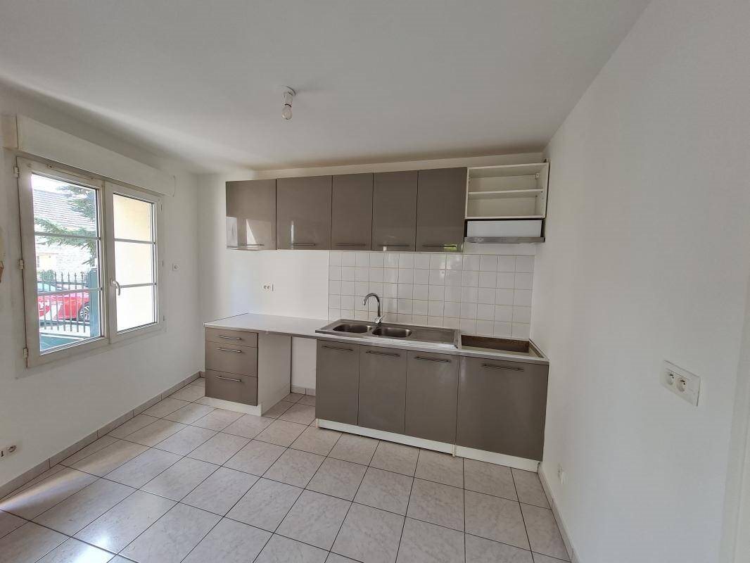 Appartement à louer, 38m², Trilbardou