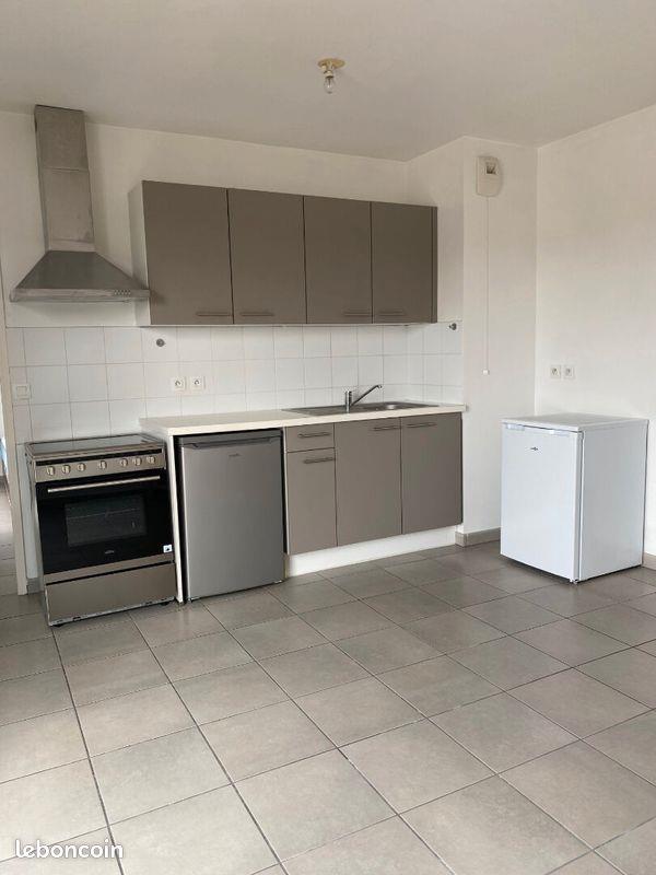 Appartement à louer, 42m², Lyon 8ème