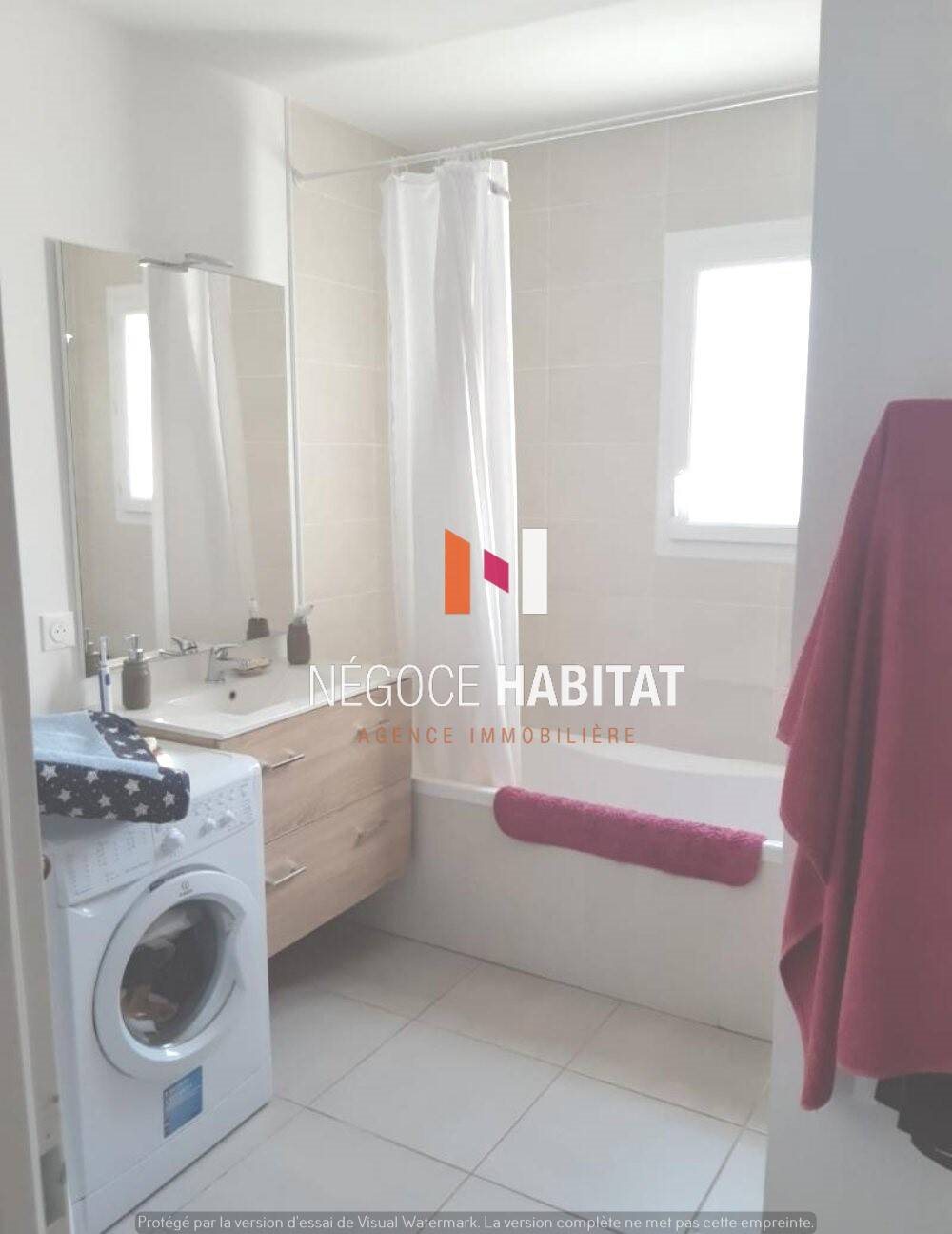 Appartement à louer, 81m², Mireval