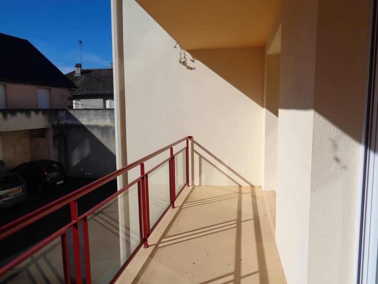 Appartement à louer, 38m², Objat