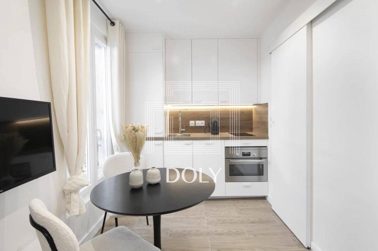 Appartement à louer, 20m², Paris 18ème