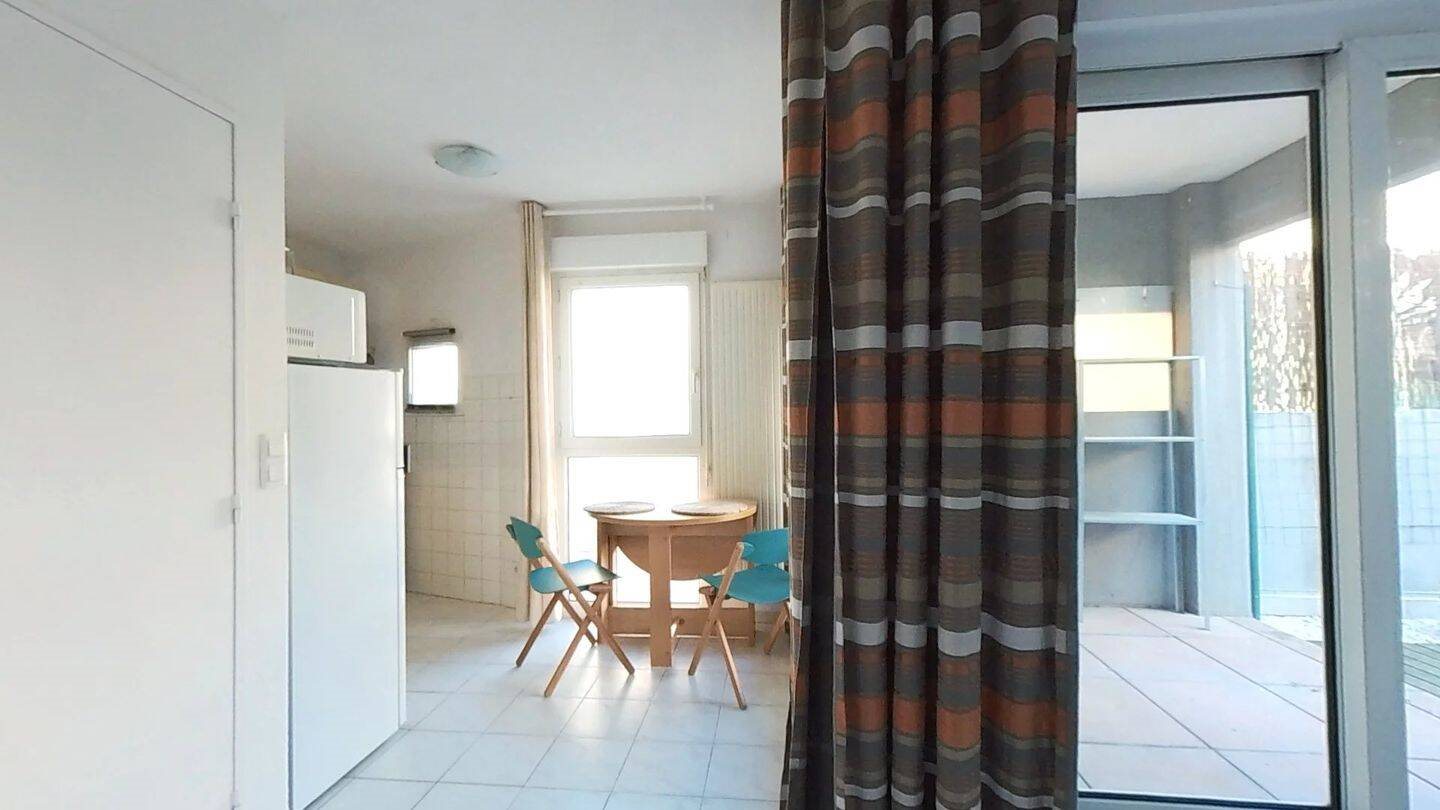 Appartement à louer, 30m², Valbonne