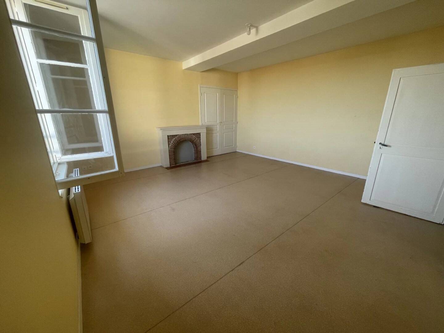 Appartement à louer, 63m², Loudun