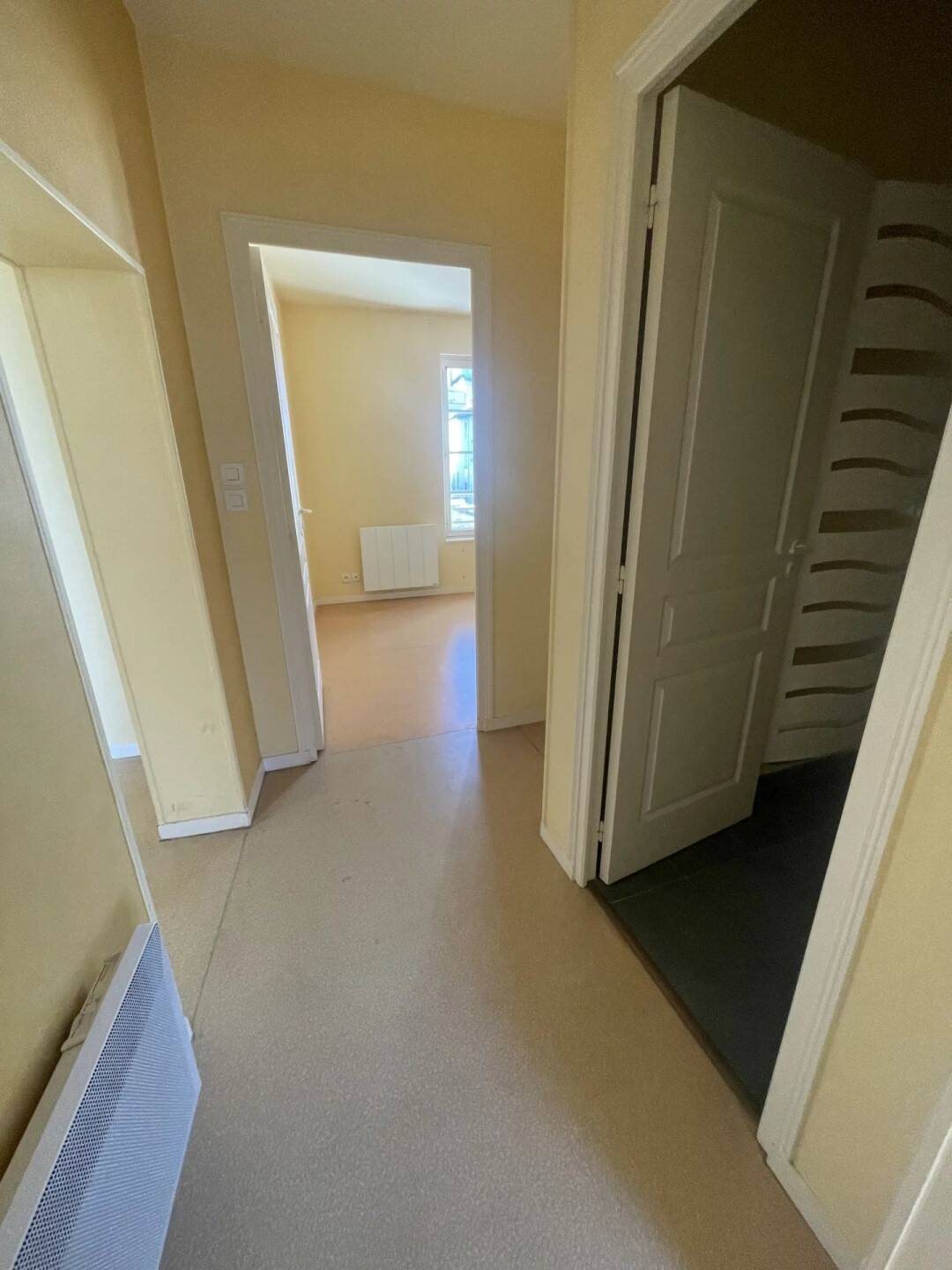 Appartement à louer, 63m², Loudun