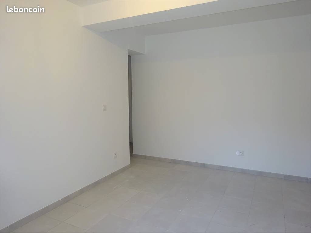 Appartement à louer, 44m², Bellegarde