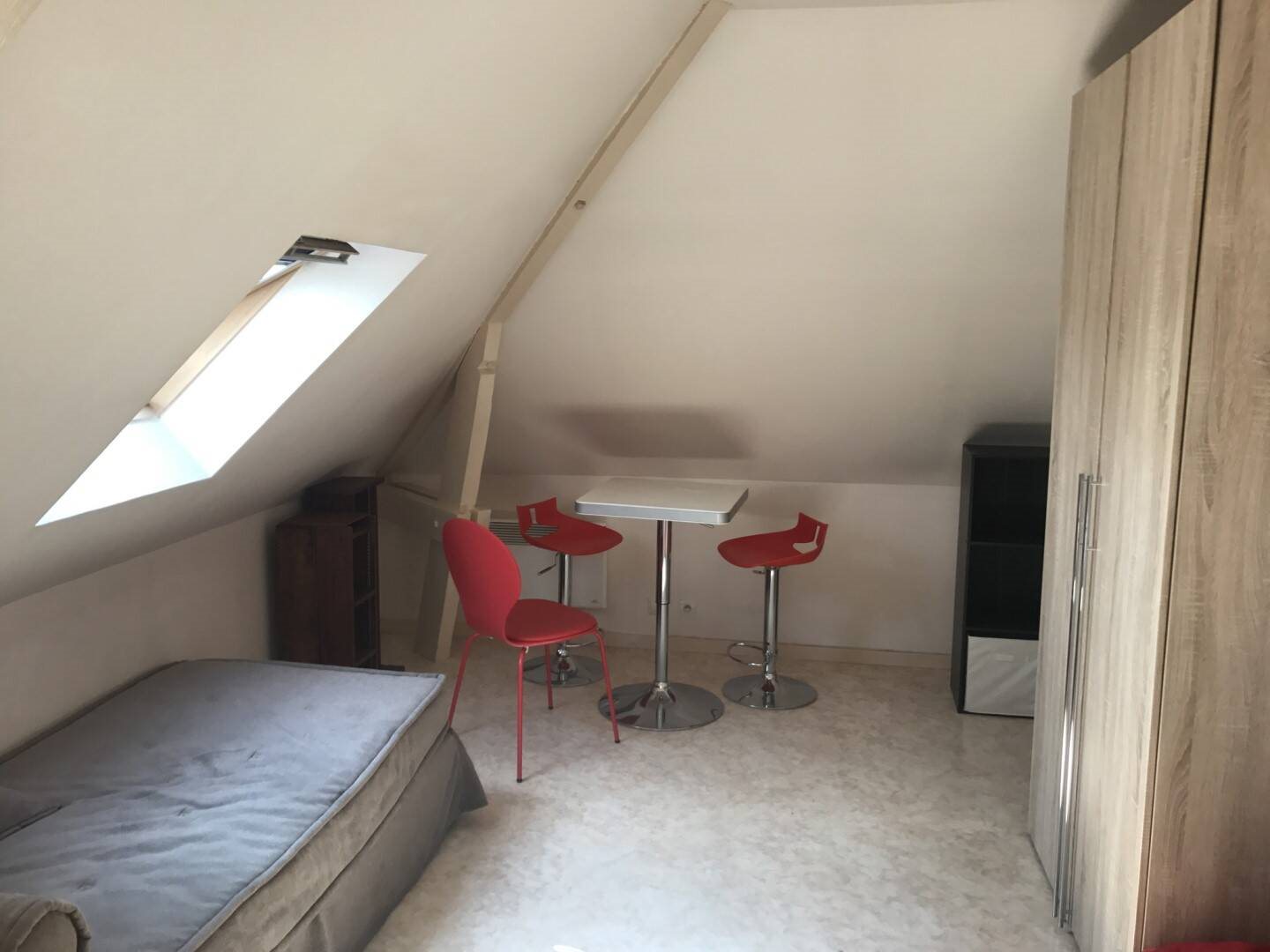 Appartement à louer, 15m², Orléans
