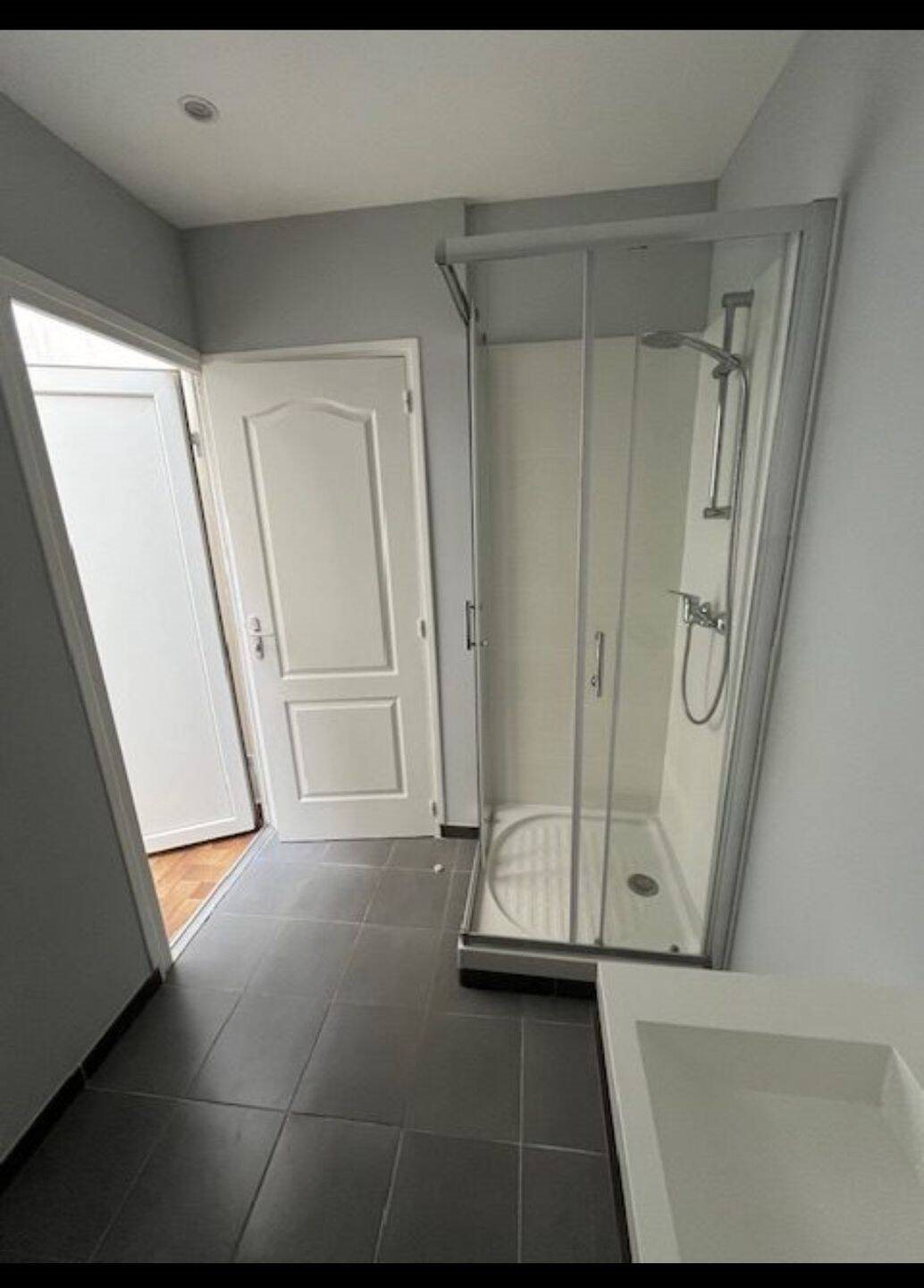 Appartement à louer, 35m², Lunel