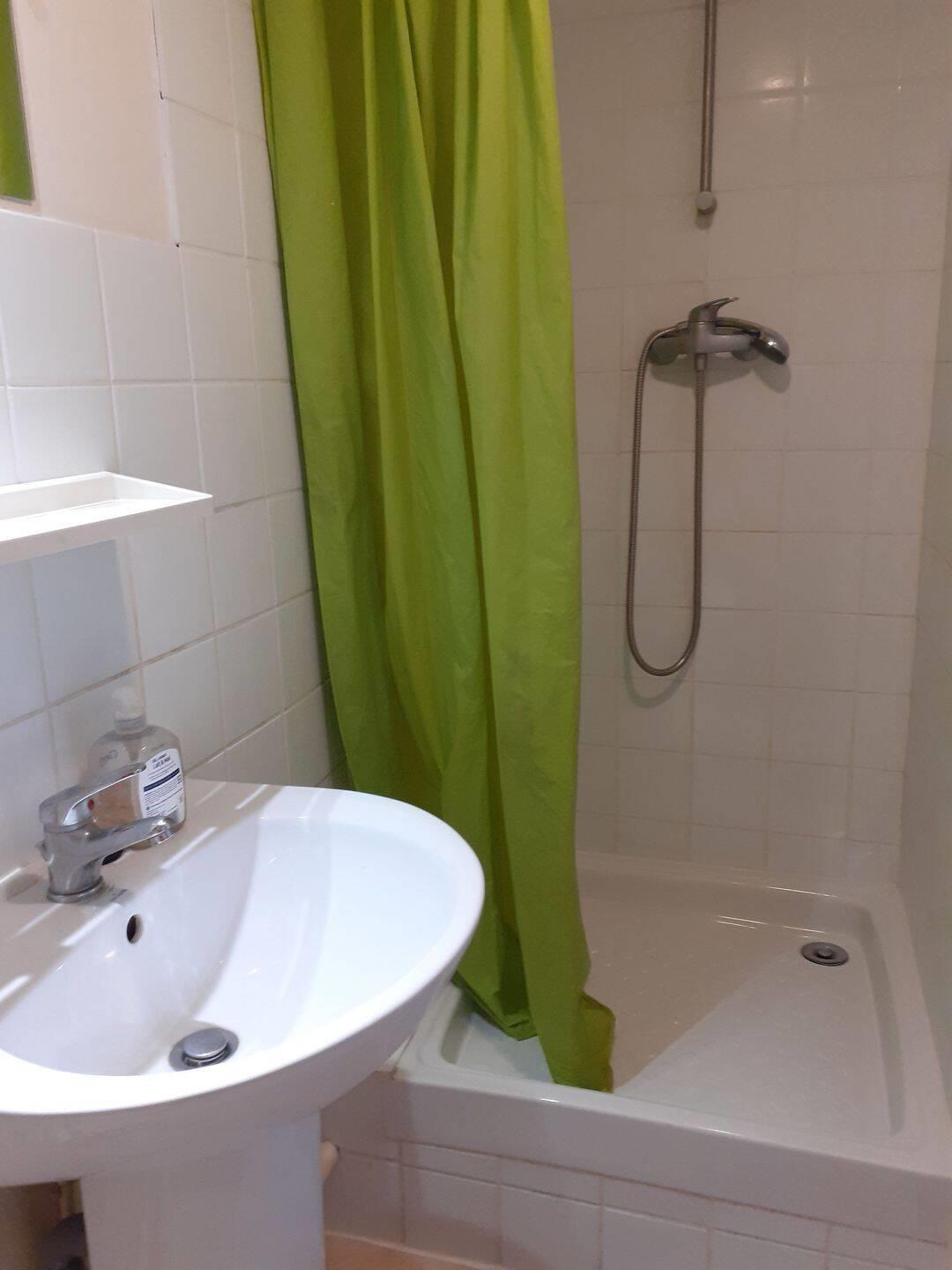 Appartement à louer, 21m², Saint-Etienne