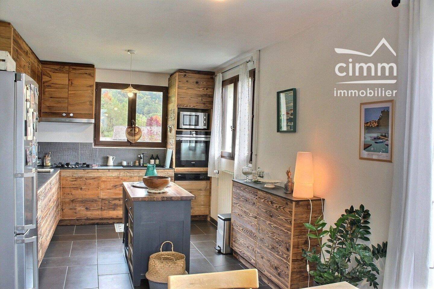 Maison à vendre, 112m², Ayse