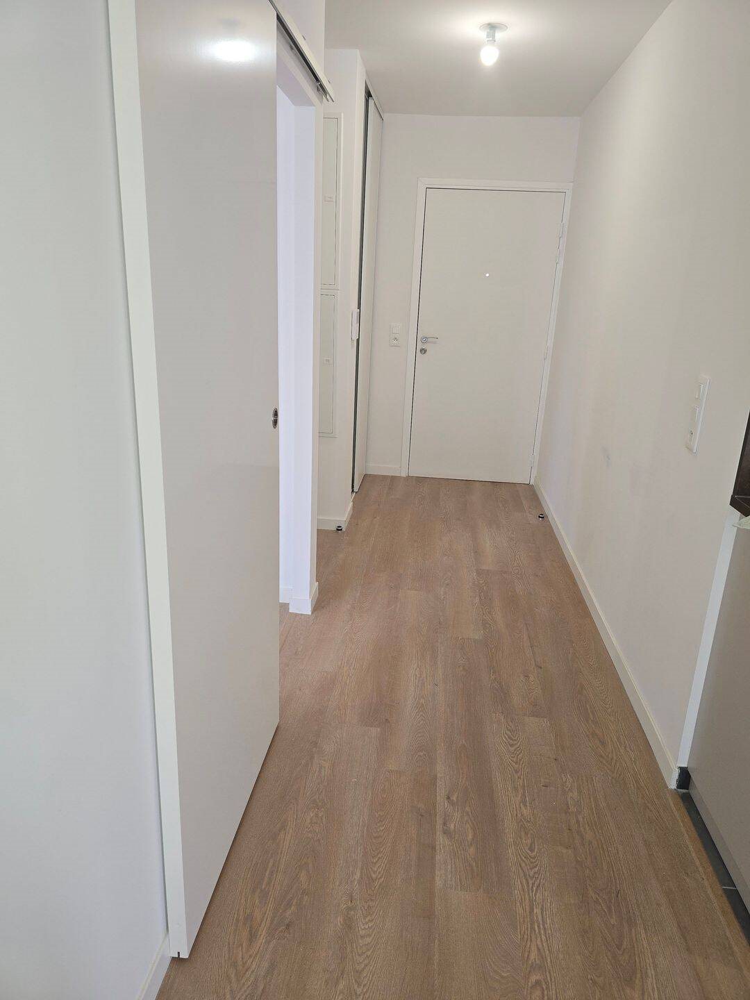 Appartement à louer, 425m², Serris