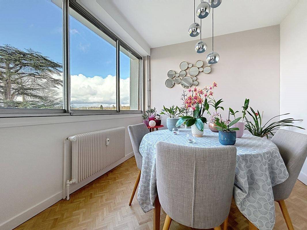 Appartement à louer, 68m², Mont-Saint-Aignan