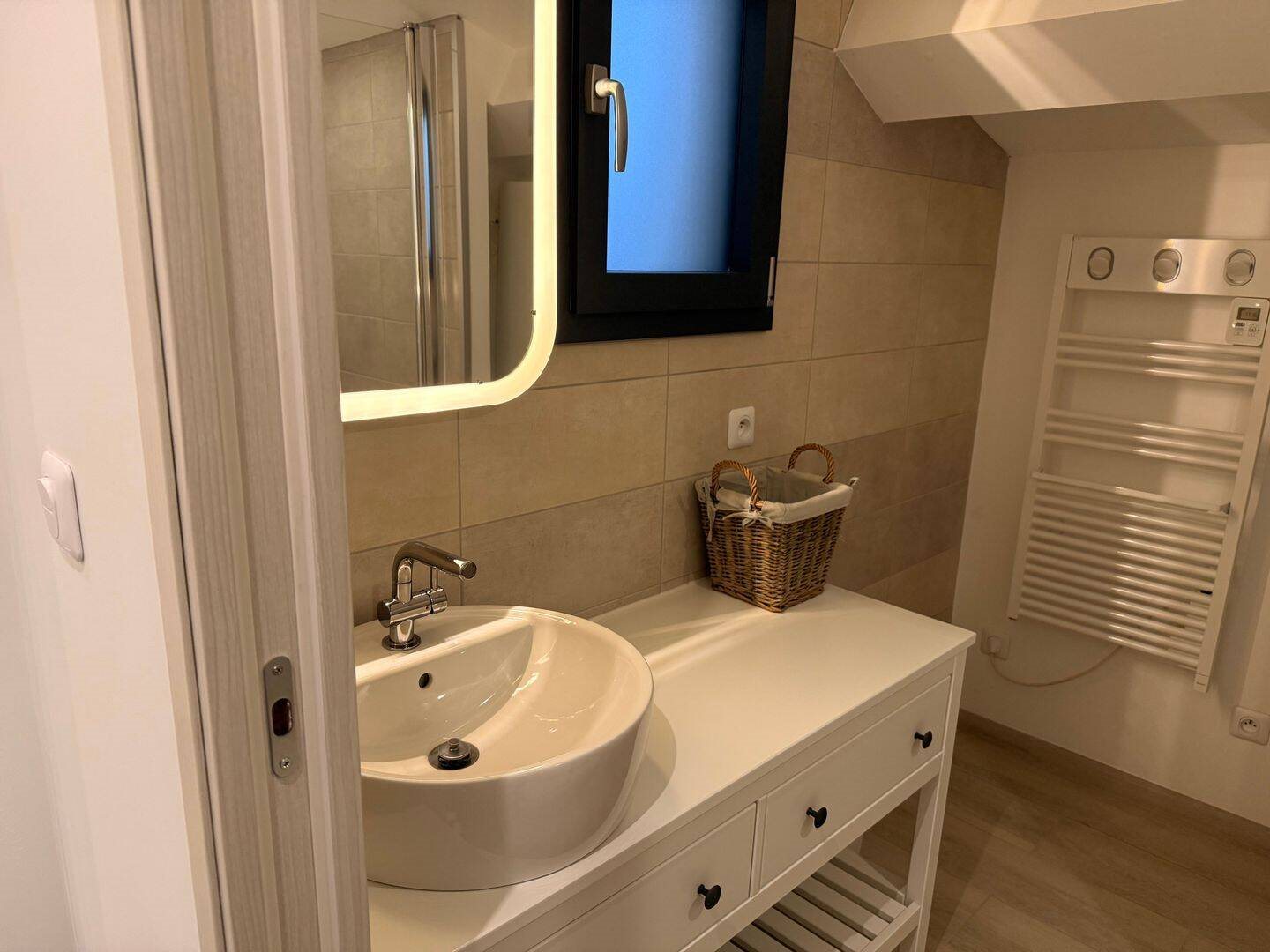 Appartement à louer, 42m², Saze