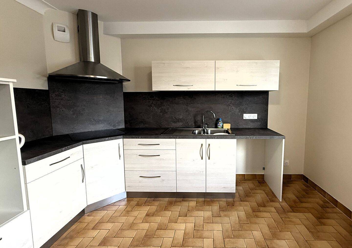 Appartement à louer, 96m², Saint-Lyphard