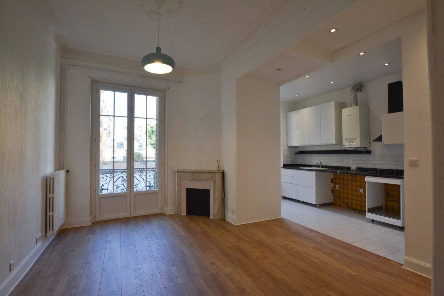 Appartement à louer, 83m², Nice