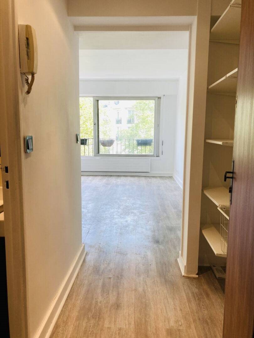 Appartement à louer, 24m², Paris 9ème