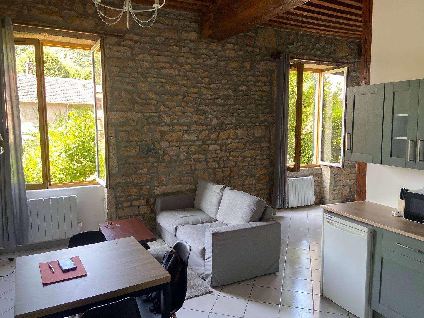 Appartement à louer, 29m², Saint-Cyr-au-Mont-d'Or