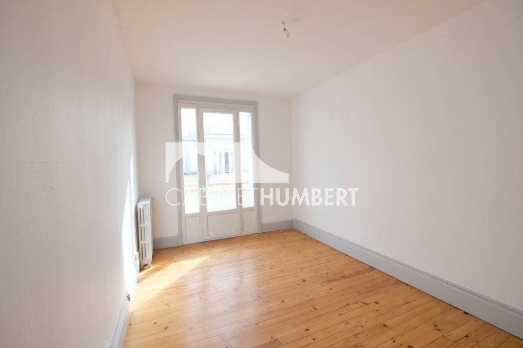 Appartement à louer, 35m², Saint-Etienne