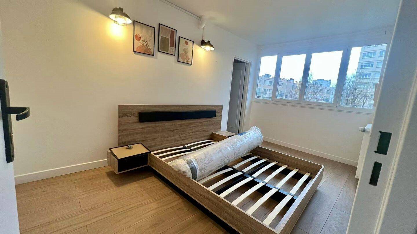 Appartement à louer, 82m², Aubervilliers