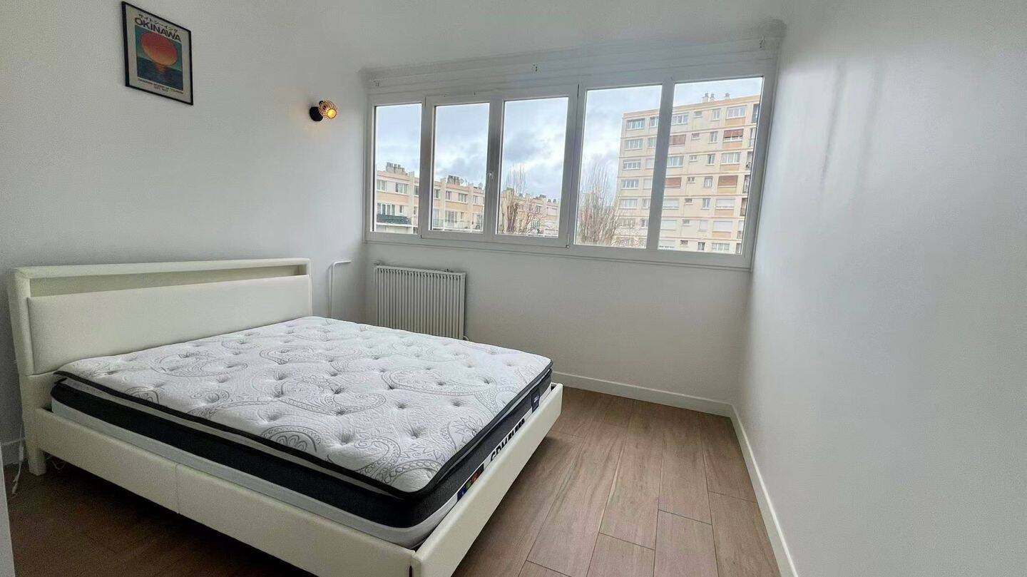 Appartement à louer, 82m², Aubervilliers
