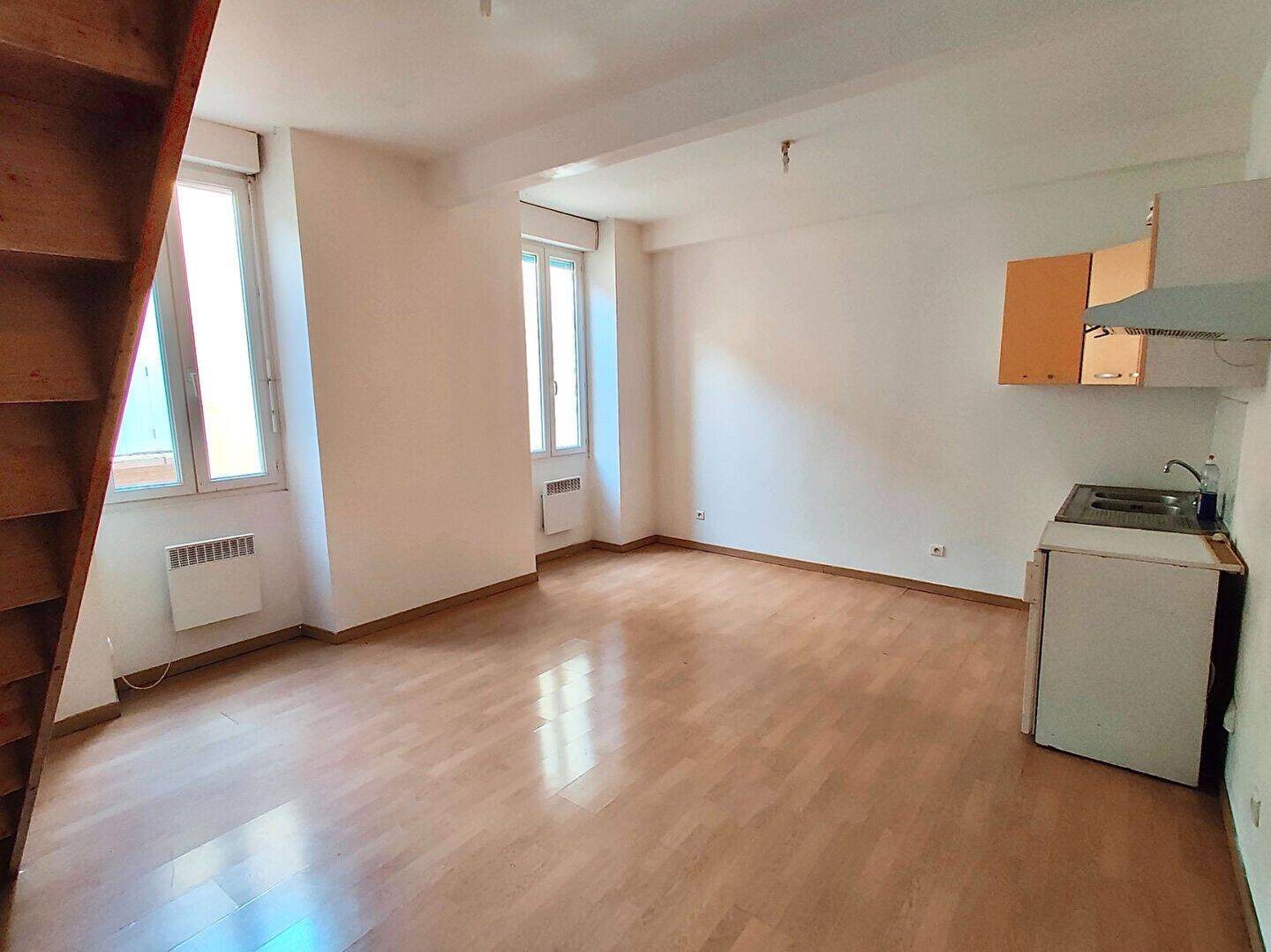 Appartement à louer, 37m², Nîmes