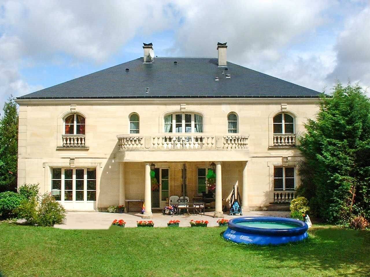 Maison à louer, 390m², Bougival