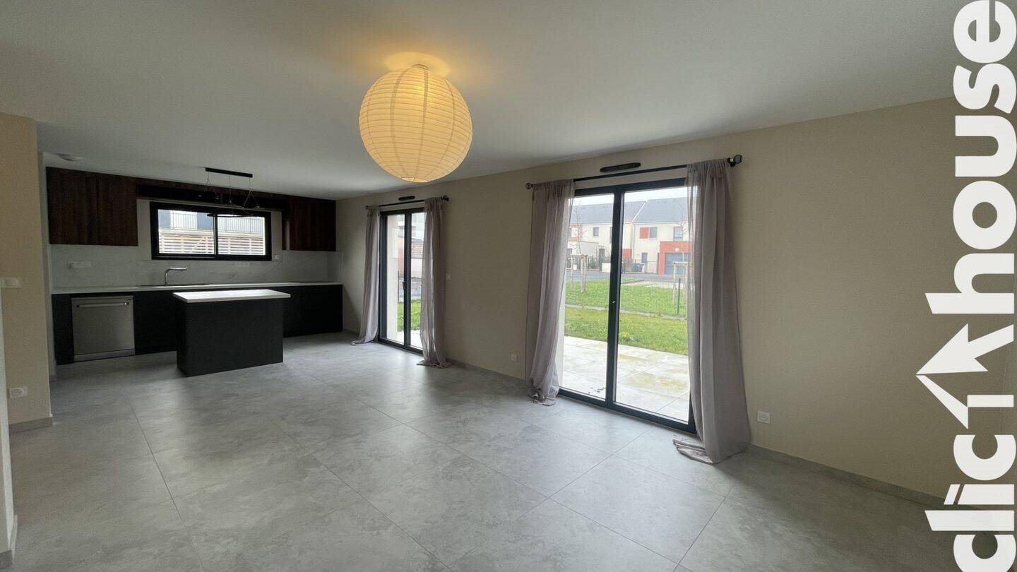 Maison à louer, 135m², Ifs