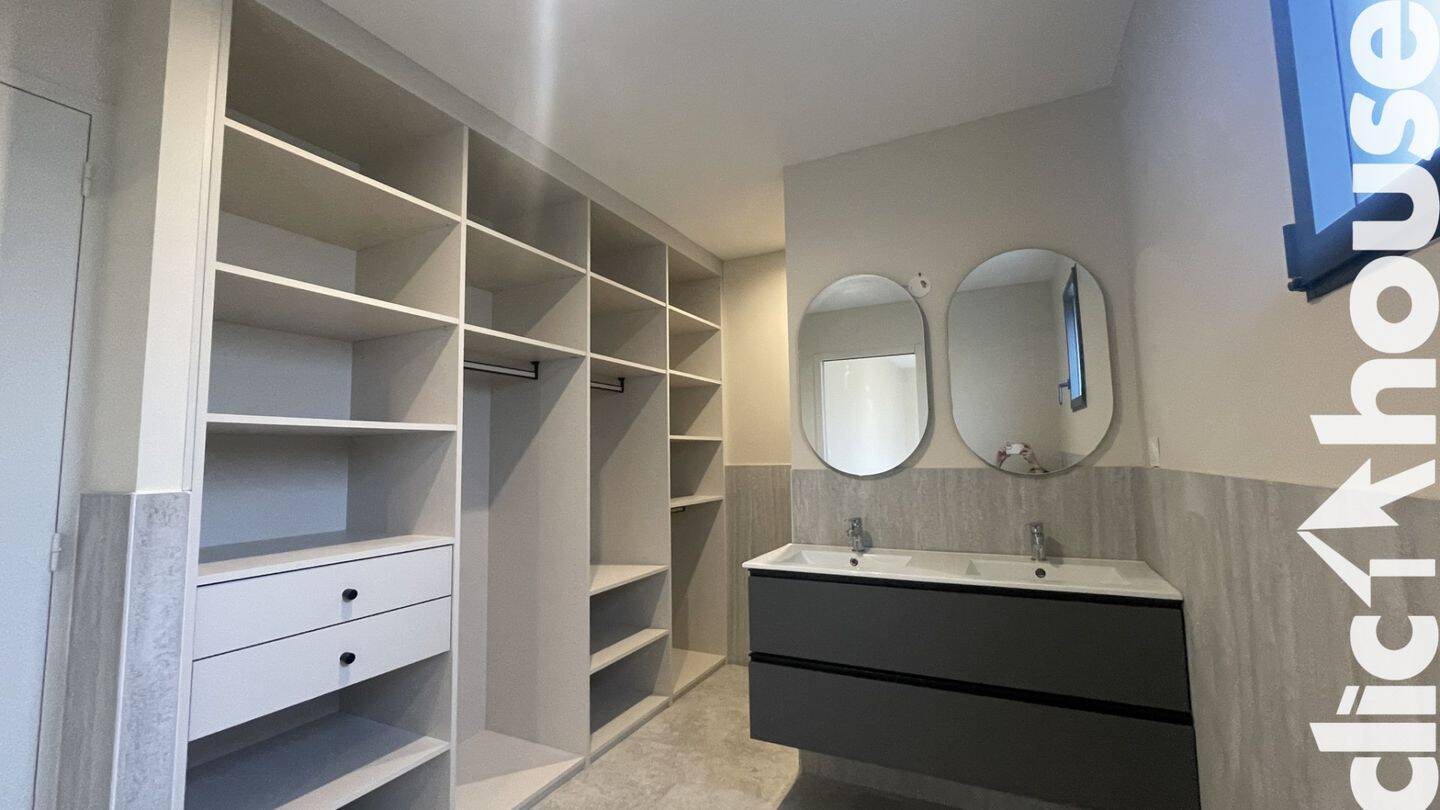 Maison à louer, 135m², Ifs