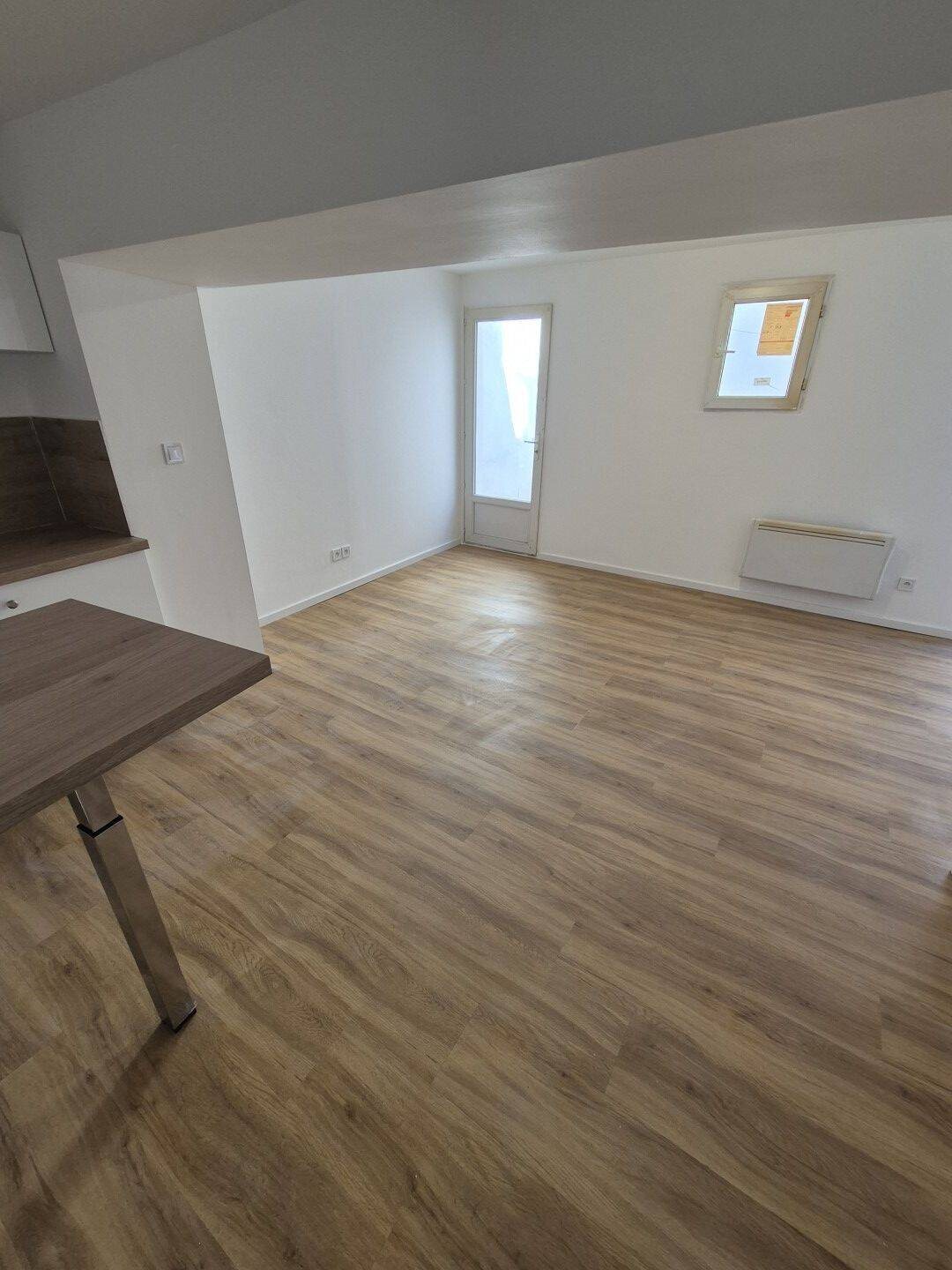 Appartement à louer, 26m², Marseille 1er