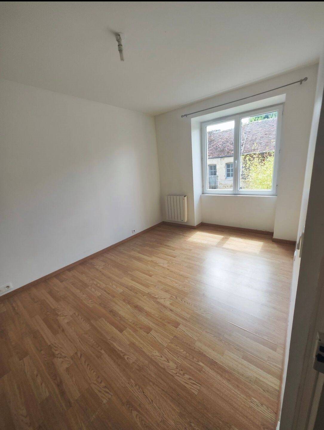 Maison à louer, 125m², Mortrée