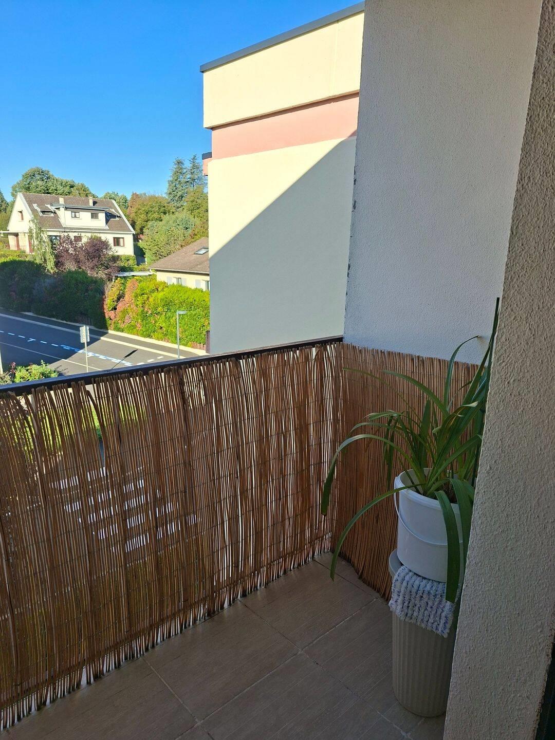 Appartement à vendre, 90m², Saint-Genest-Lerpt