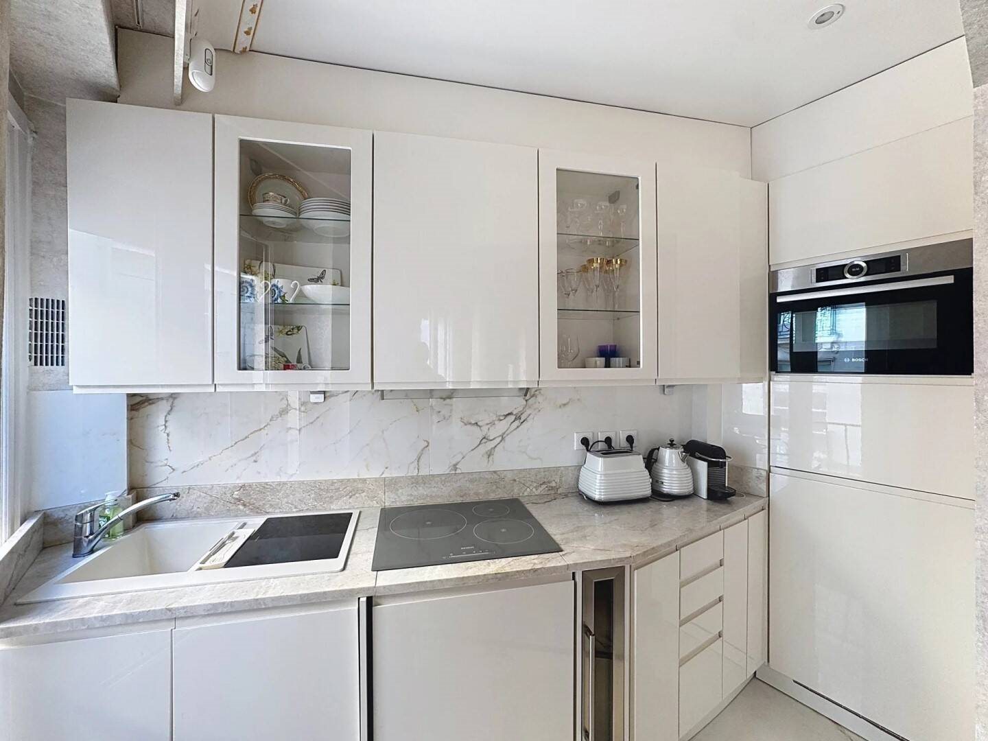 Appartement à louer, 34m², Paris 8ème