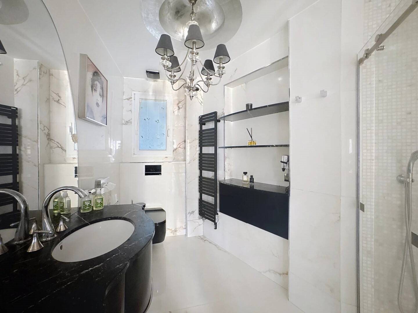 Appartement à louer, 34m², Paris 8ème