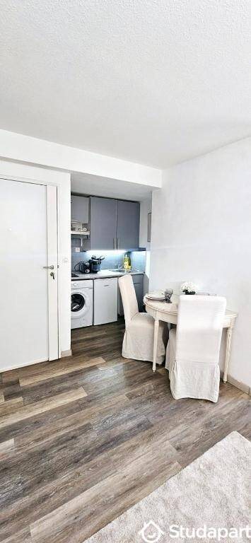 Appartement à louer, 26m², Marseille 1er
