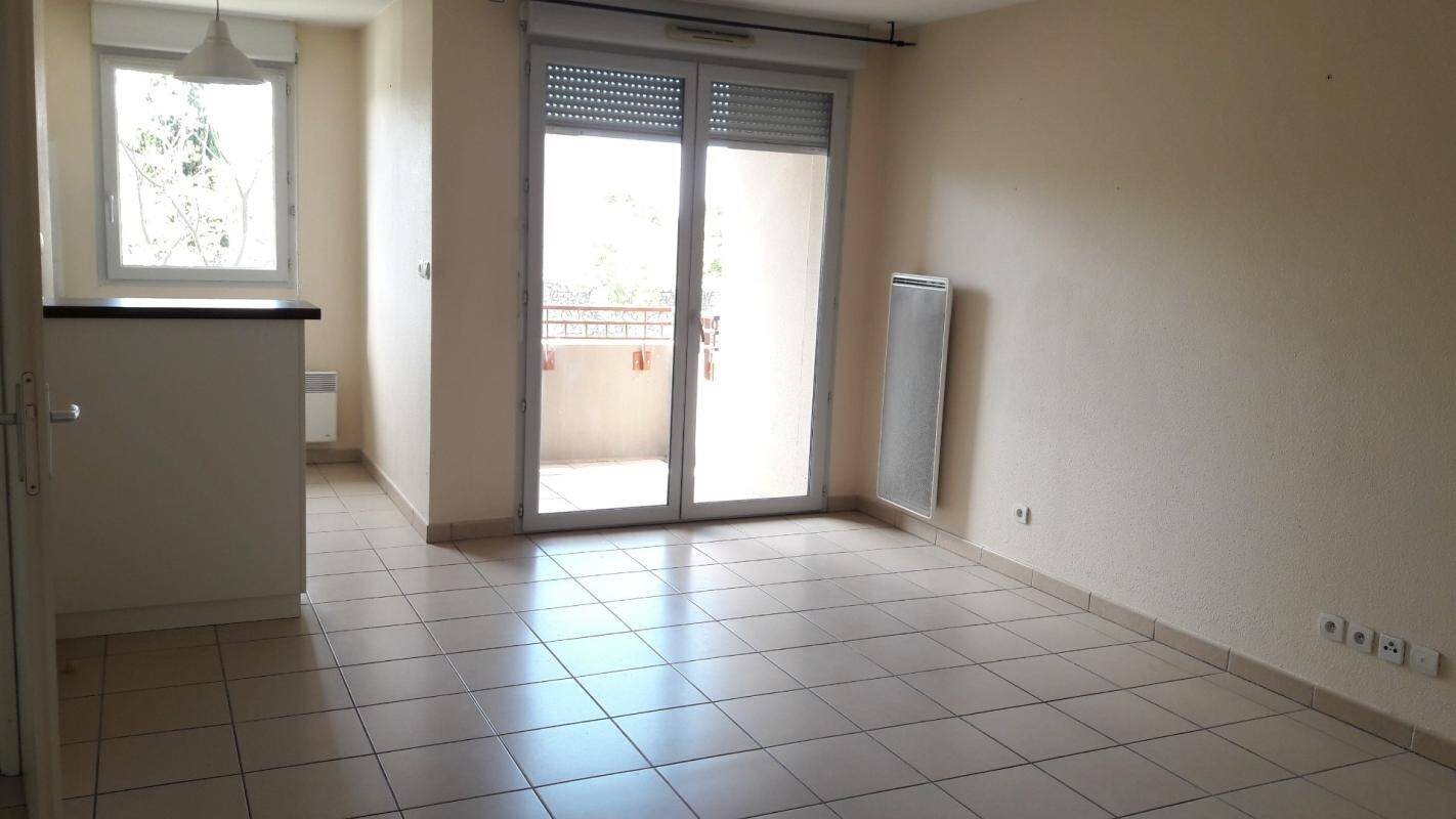 Appartement à louer, 45m², Poussan