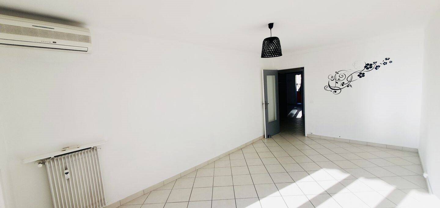 Appartement à vendre, 64m², Grasse