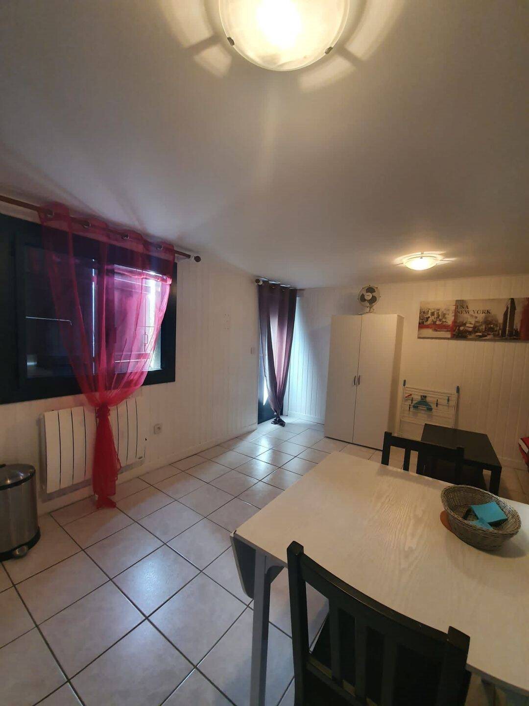 Appartement à louer, 28m², Saint-Jeoire-Prieuré