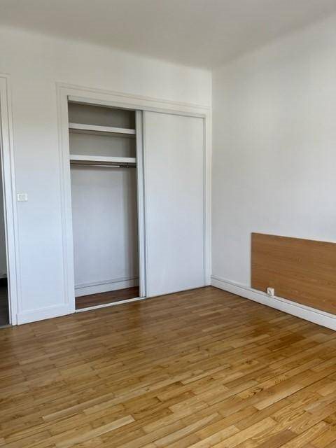 Appartement à louer, 47m², Roussillon