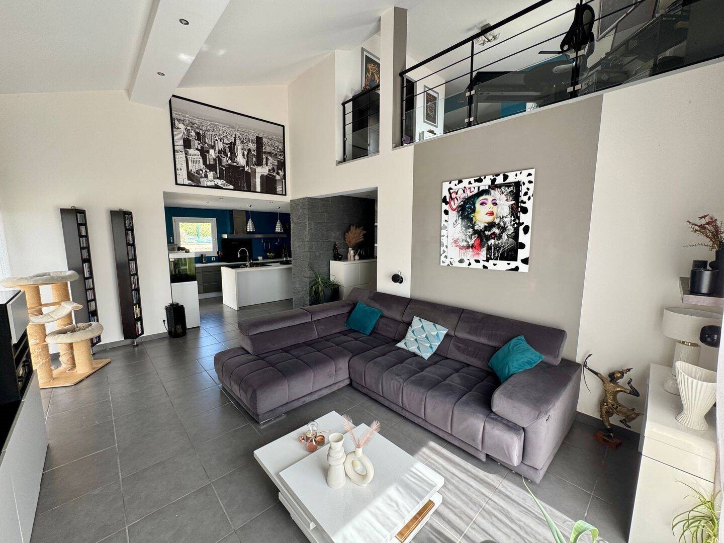 Maison à vendre, 165m², Saint-Genès-Champanelle