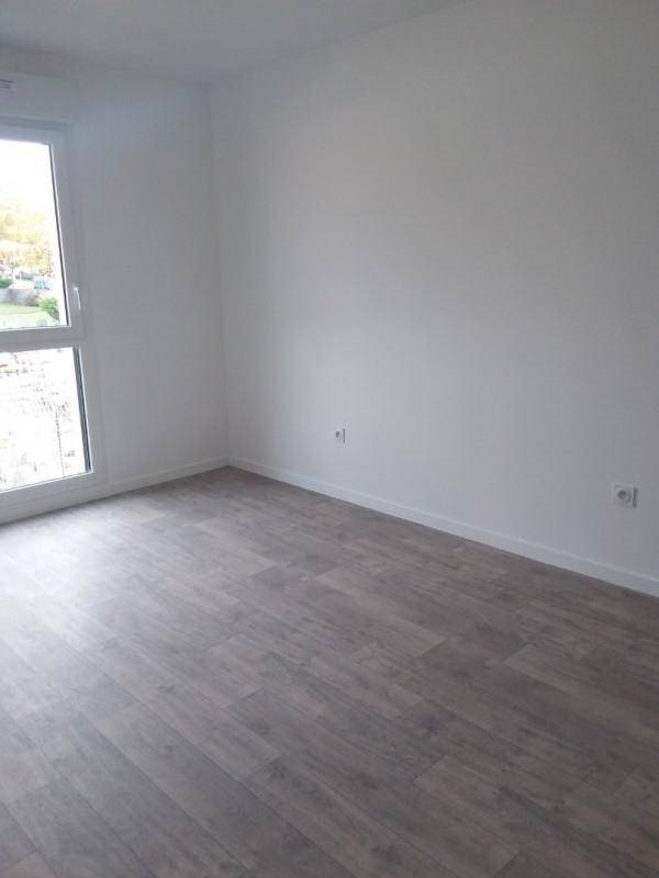 Appartement à louer, 45m², Beauchamp