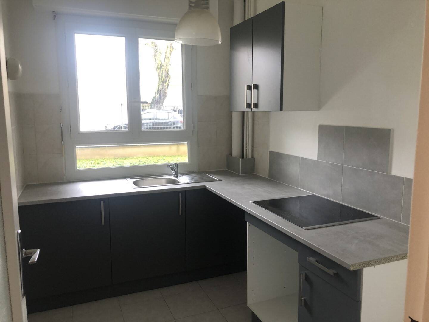 Appartement à louer, 28m², Montesson