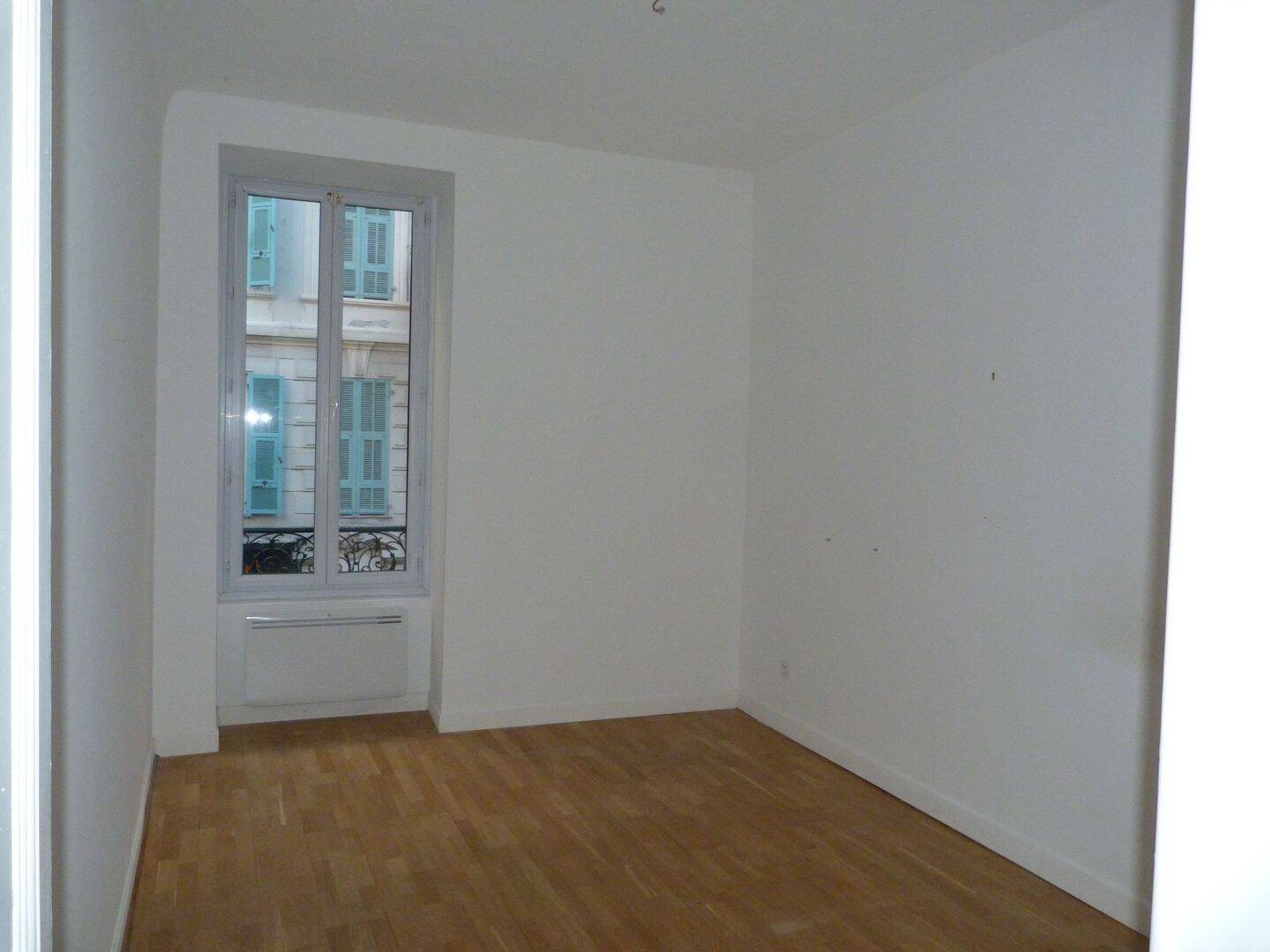 Appartement à louer, 72m², Nice