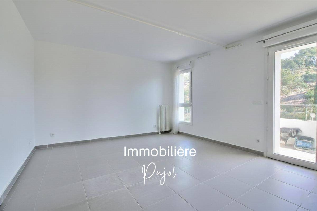 Appartement à louer, 34m², Marseille 9ème