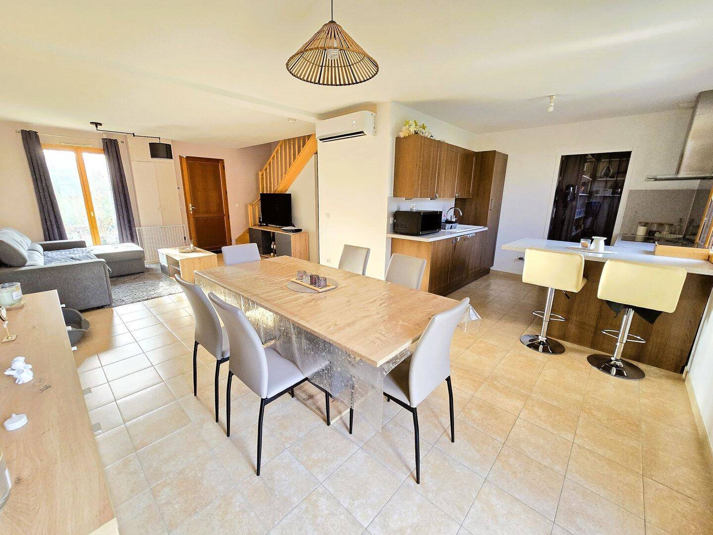 Maison à louer, 110m², Béville-le-Comte