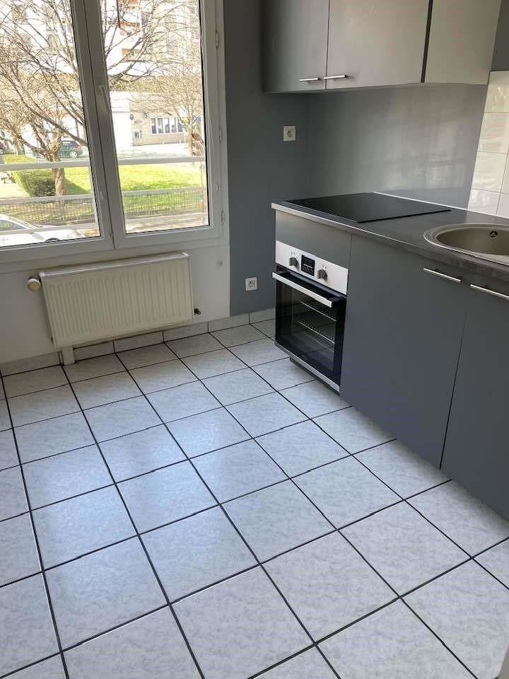 Appartement à louer, 48m², Saint-Etienne