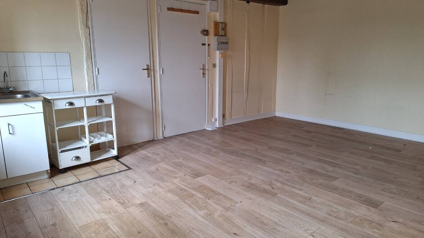 Appartement à louer, 25m², Toucy