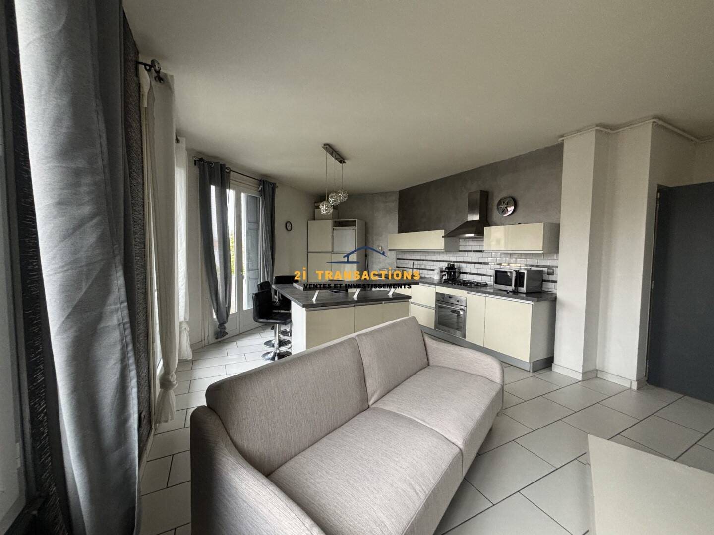 Appartement à louer, 49m², Saint-Etienne